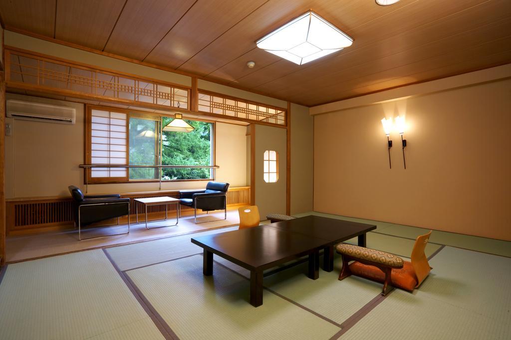 Tsukagoshiya Hotell Shibukawa Eksteriør bilde